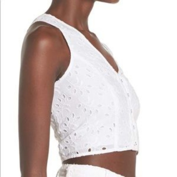 Tularosa Poppy Eyelet Lace Crop Tank Vest - Picture 1 of 8